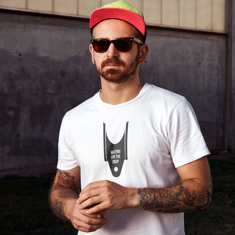 Waiting For The Drop - T-Shirt