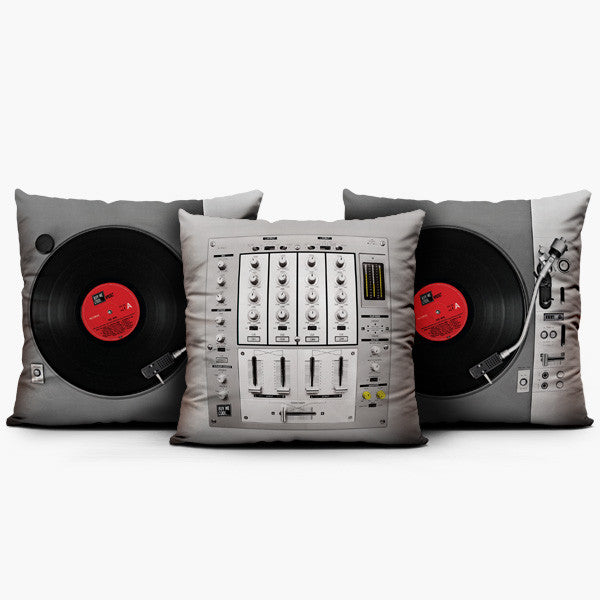 Turntable DJ Setup Classic Set - Throw Pillow